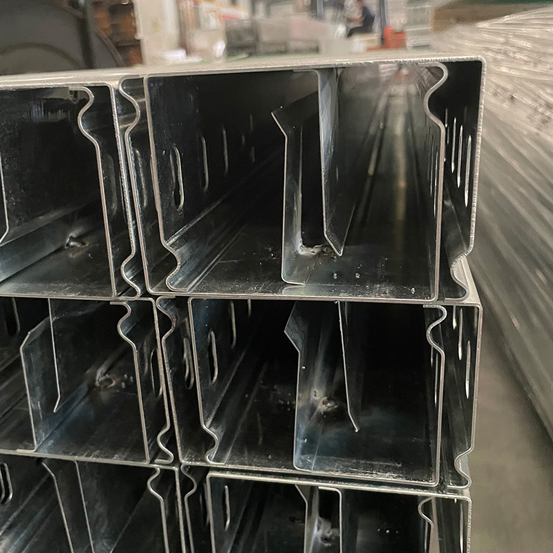 የራስ-መቆለፊያ የኬብል ትሪ