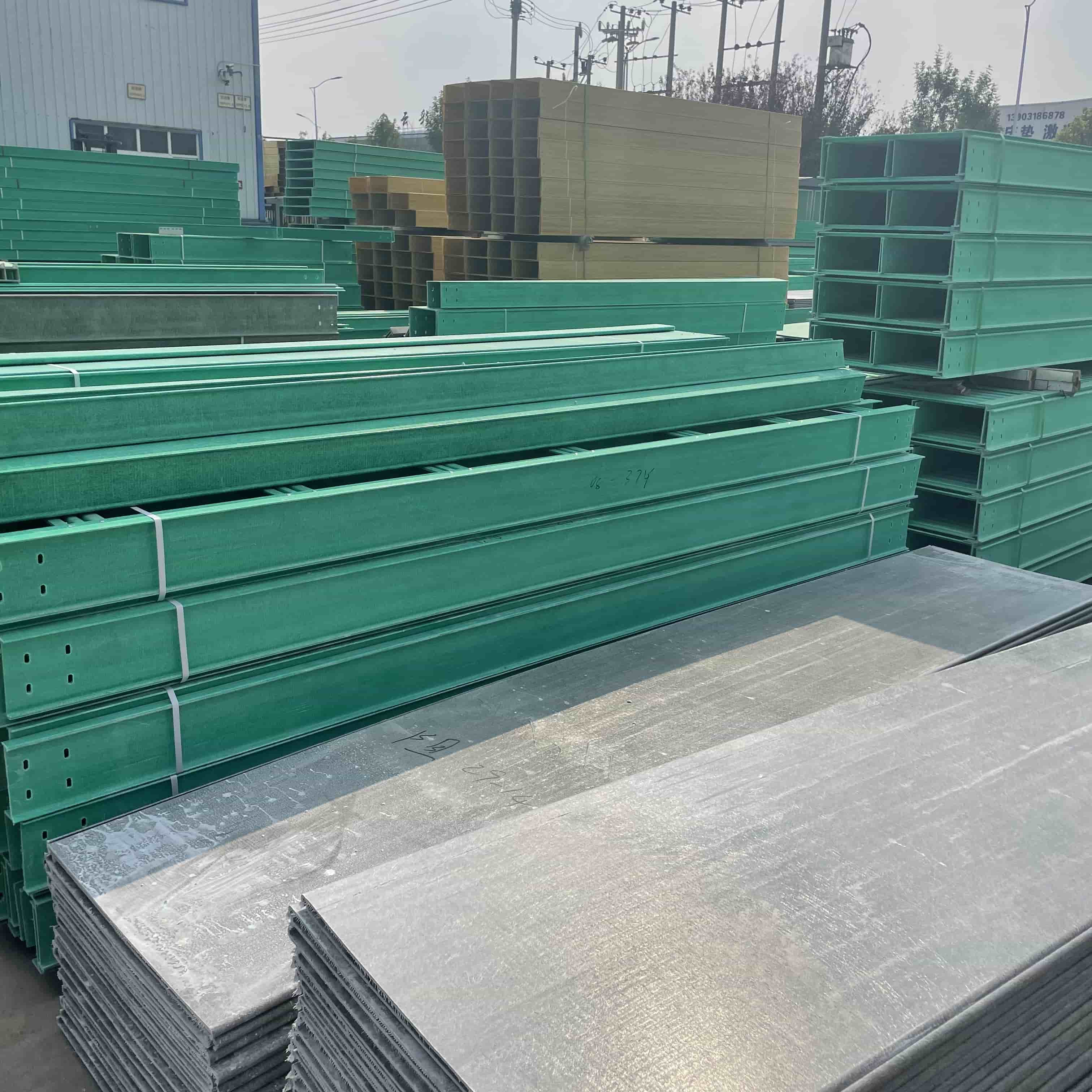 ነበልባል የፋይበርግላስ ርስት ትሪ