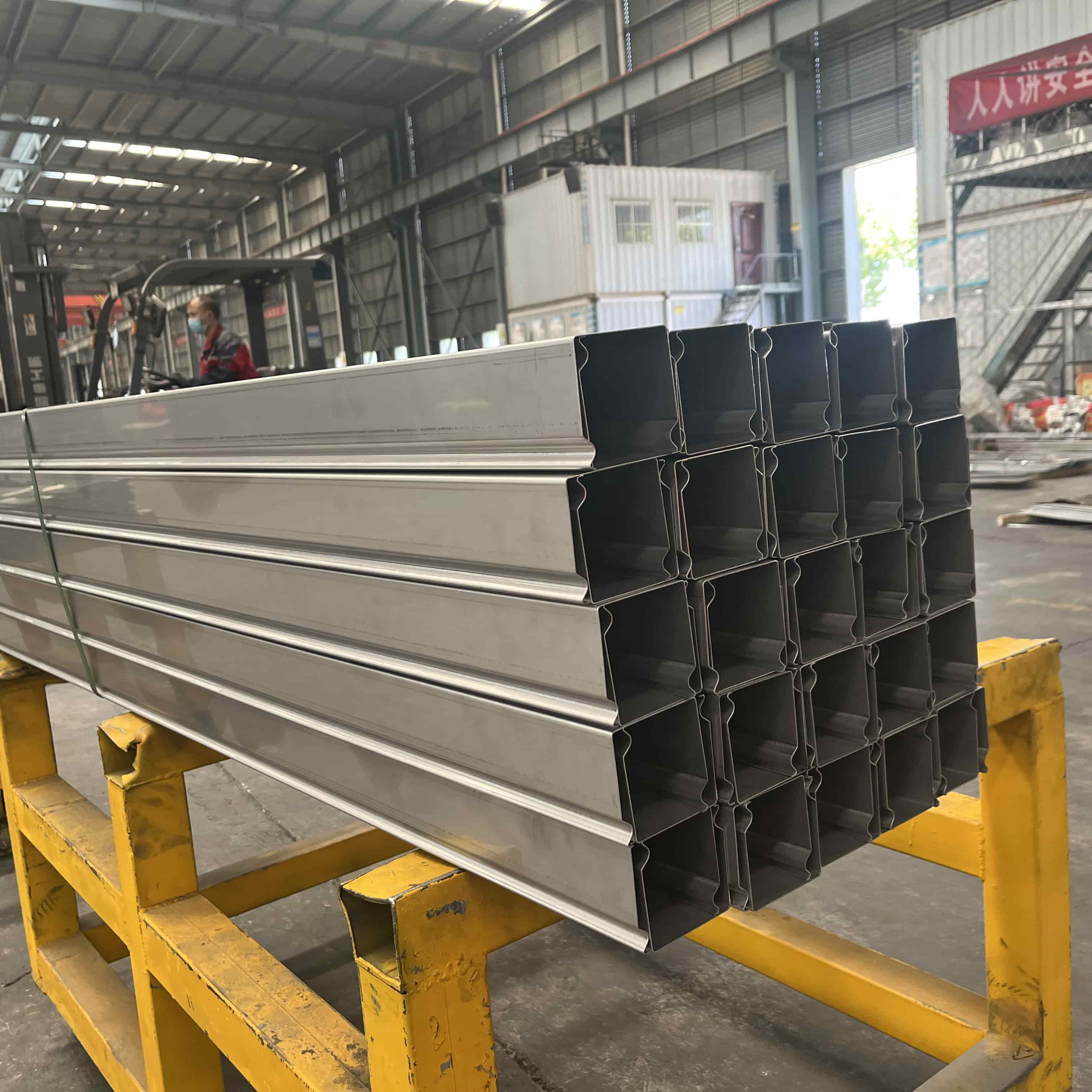 ብጁ ቦይ ኬብል ትሪ